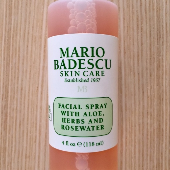 NWT Exfoliating sugar cubes and facial spray - Picture 3 of 5